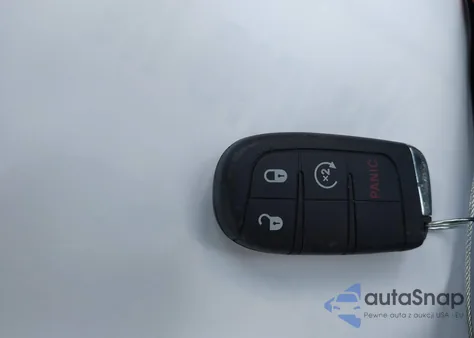 2018 Jeep Compass Limited 4X4 from USA, damaged, VIN 3C4NJDCB7JT333632